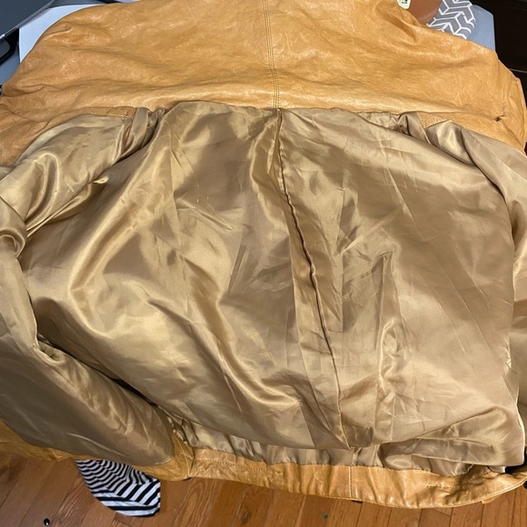 MADE IN ITALY LAMBSKIN LEATHER CAPE STYLE UNIQUE SHORT SLEEVED GATHERED JACKET - Picture 14 of 14